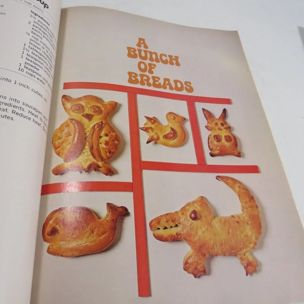Betty Crocker's Cookbook for Boys & Girls 70s
